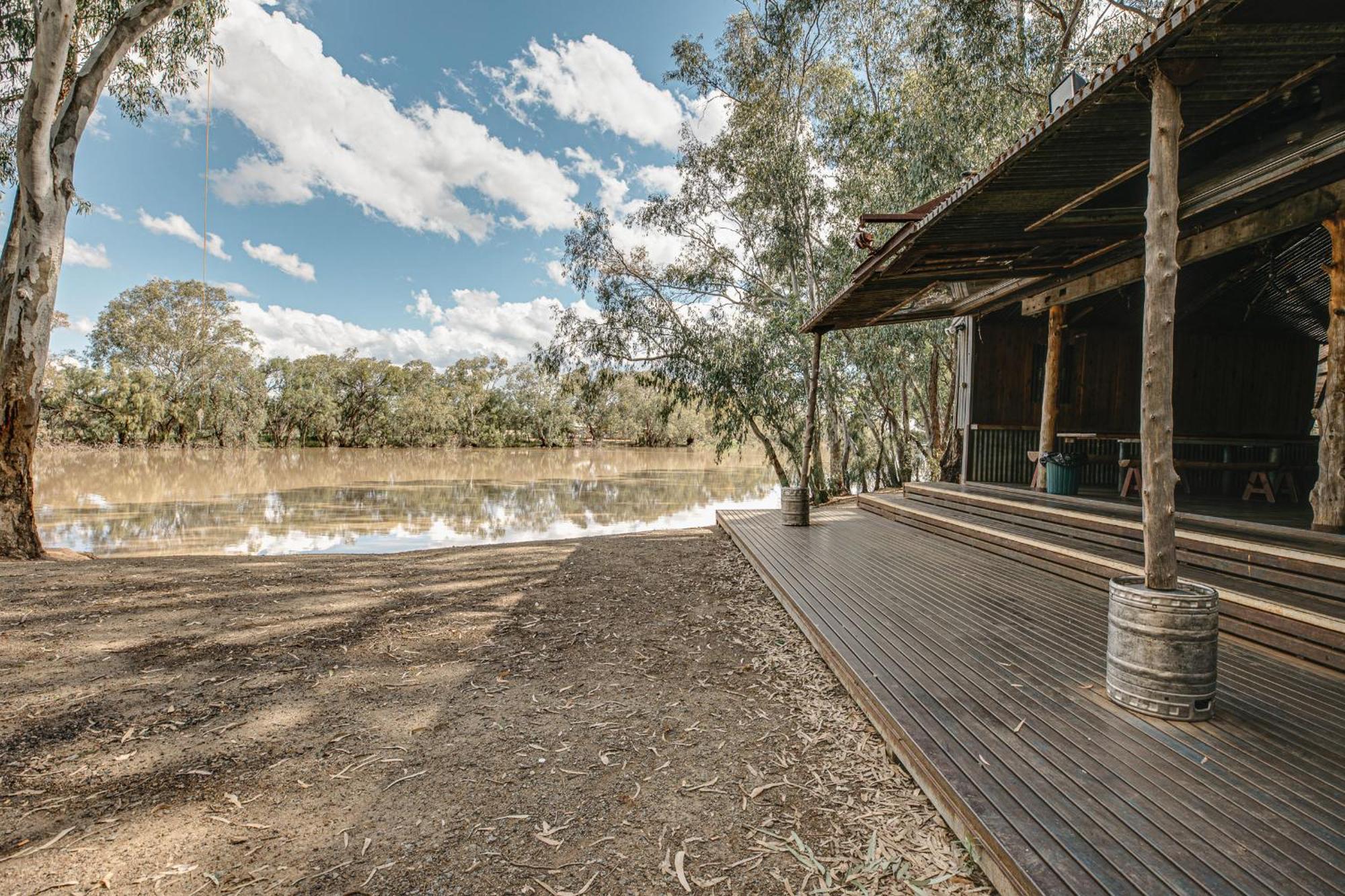 Nyngan Riverside Tourist Park Hotel Exterior photo